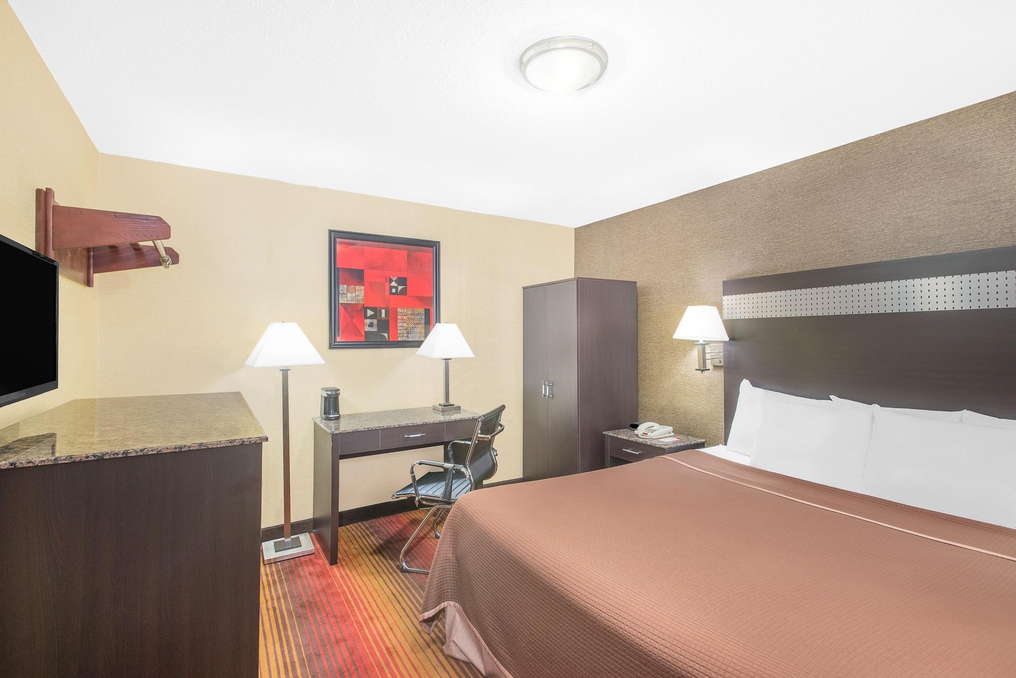 Howard Johnson By Wyndham Clifton Nj Экстерьер фото