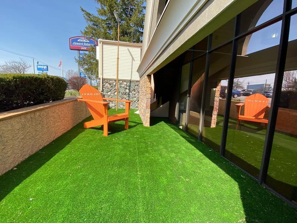 Howard Johnson By Wyndham Clifton Nj Экстерьер фото